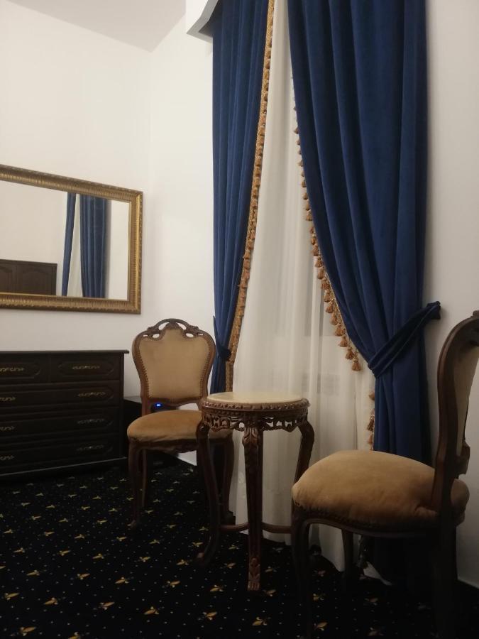 Weiss Little Palace Брашов Экстерьер фото
