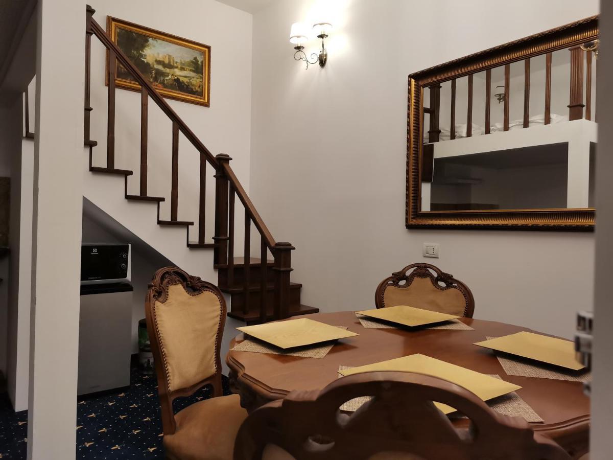 Weiss Little Palace Брашов Экстерьер фото