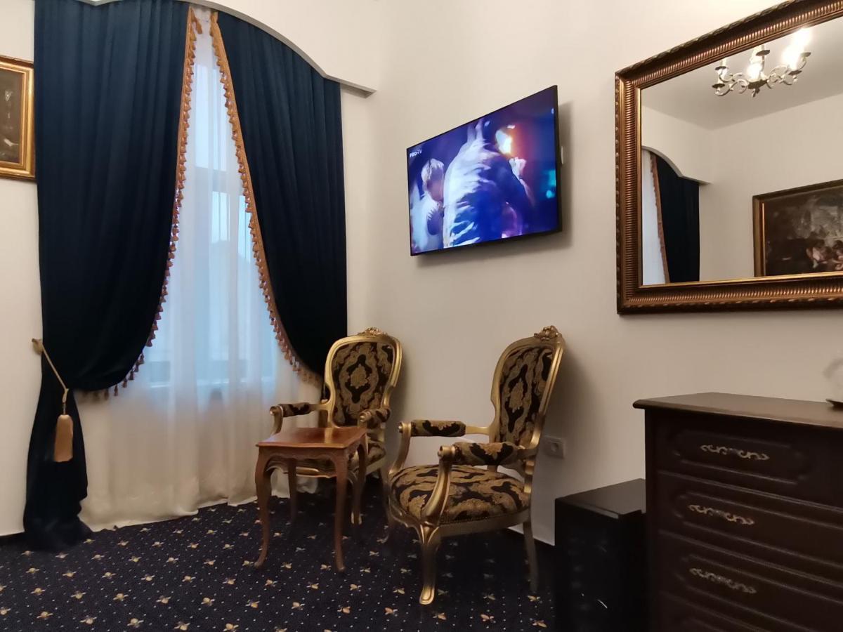 Weiss Little Palace Брашов Экстерьер фото