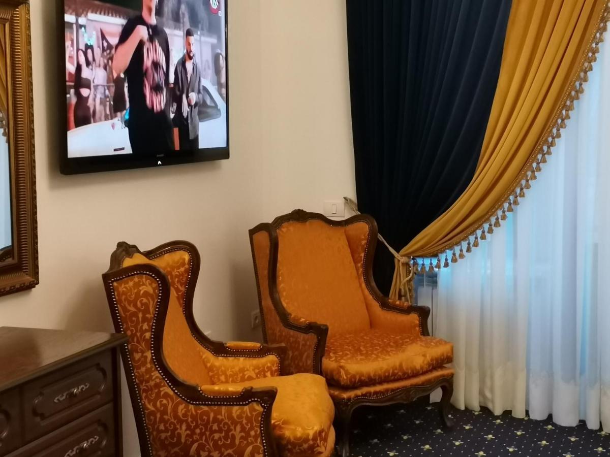 Weiss Little Palace Брашов Экстерьер фото